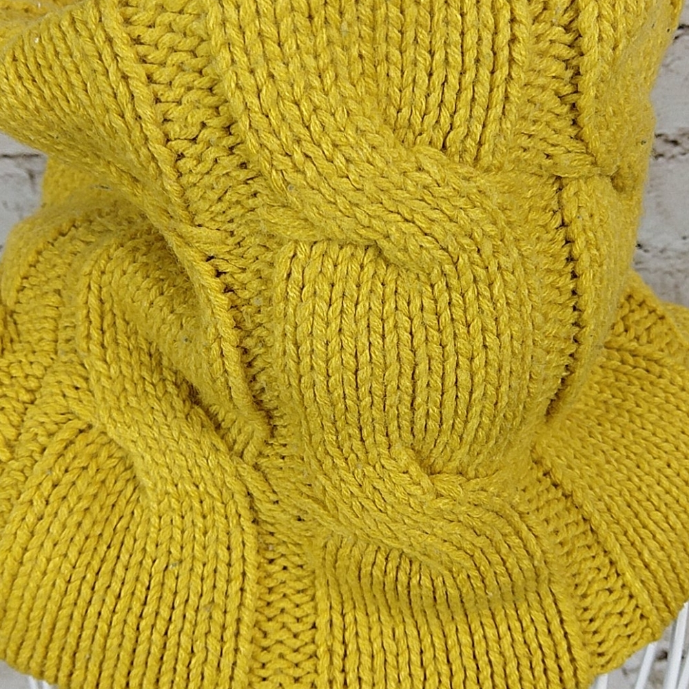 Scarf Yellow Infinity Neck - Picture 2 of 2